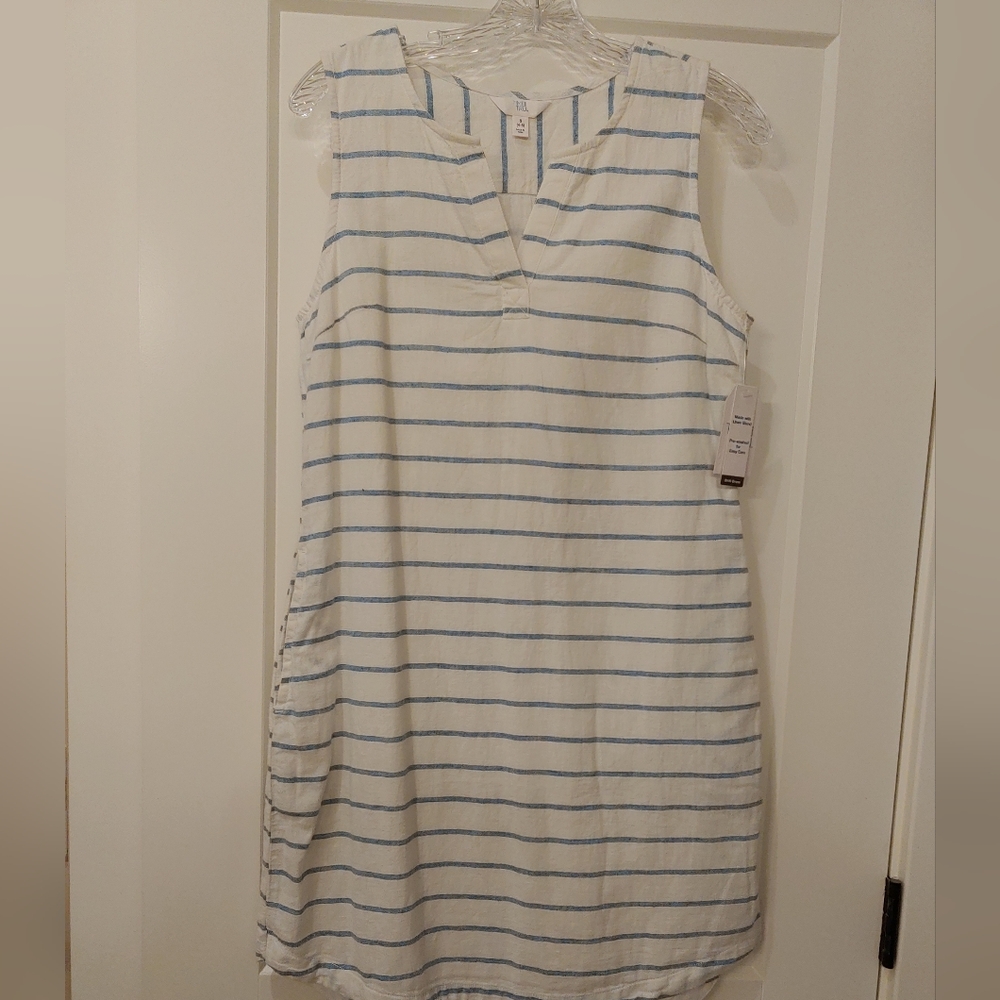 Time and Tru Shift Dress